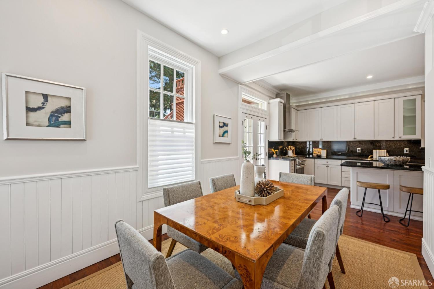 Detail Gallery Image 29 of 55 For 839 Cole St #839,  San Francisco,  CA 94117 - 2 Beds | 2 Baths
