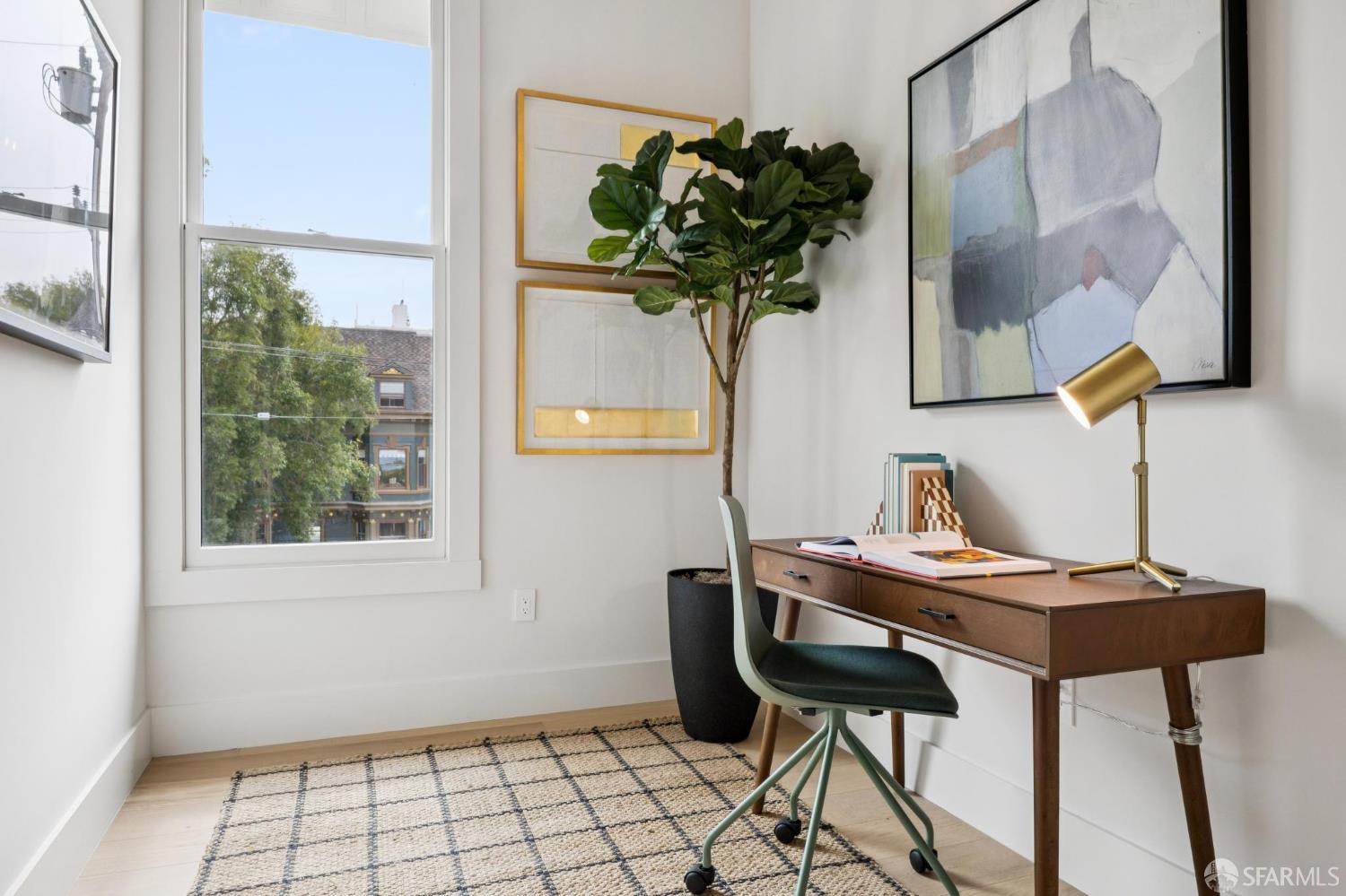 Detail Gallery Image 6 of 11 For 102 Baker St, San Francisco,  CA 94117 - – Beds | – Baths
