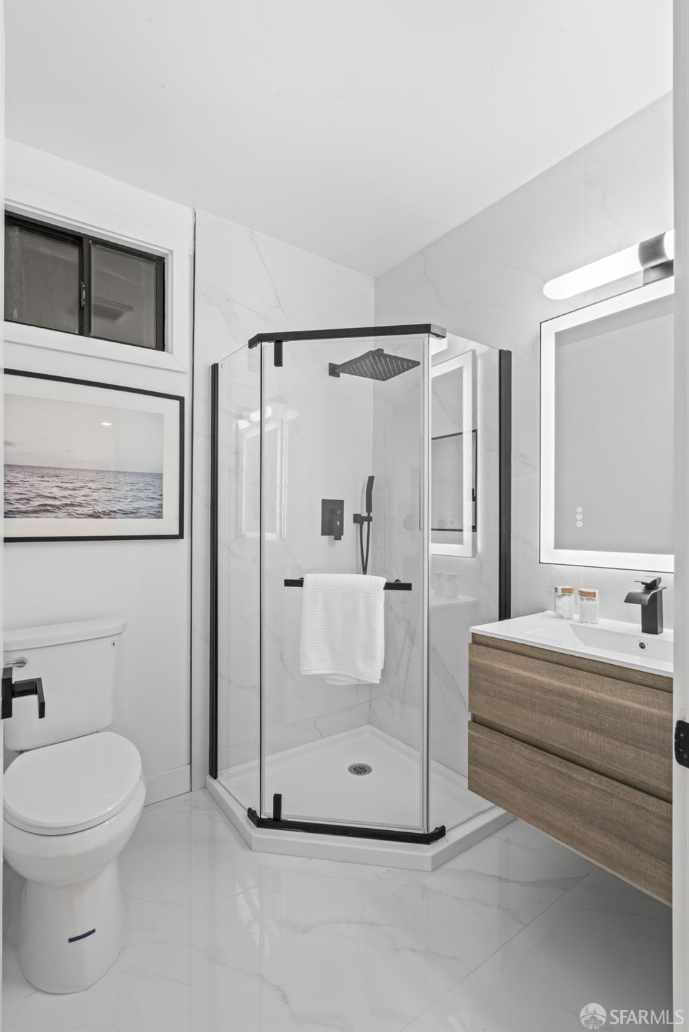 Detail Gallery Image 22 of 53 For 646 Paris St, San Francisco,  CA 94112 - 4 Beds | 2 Baths