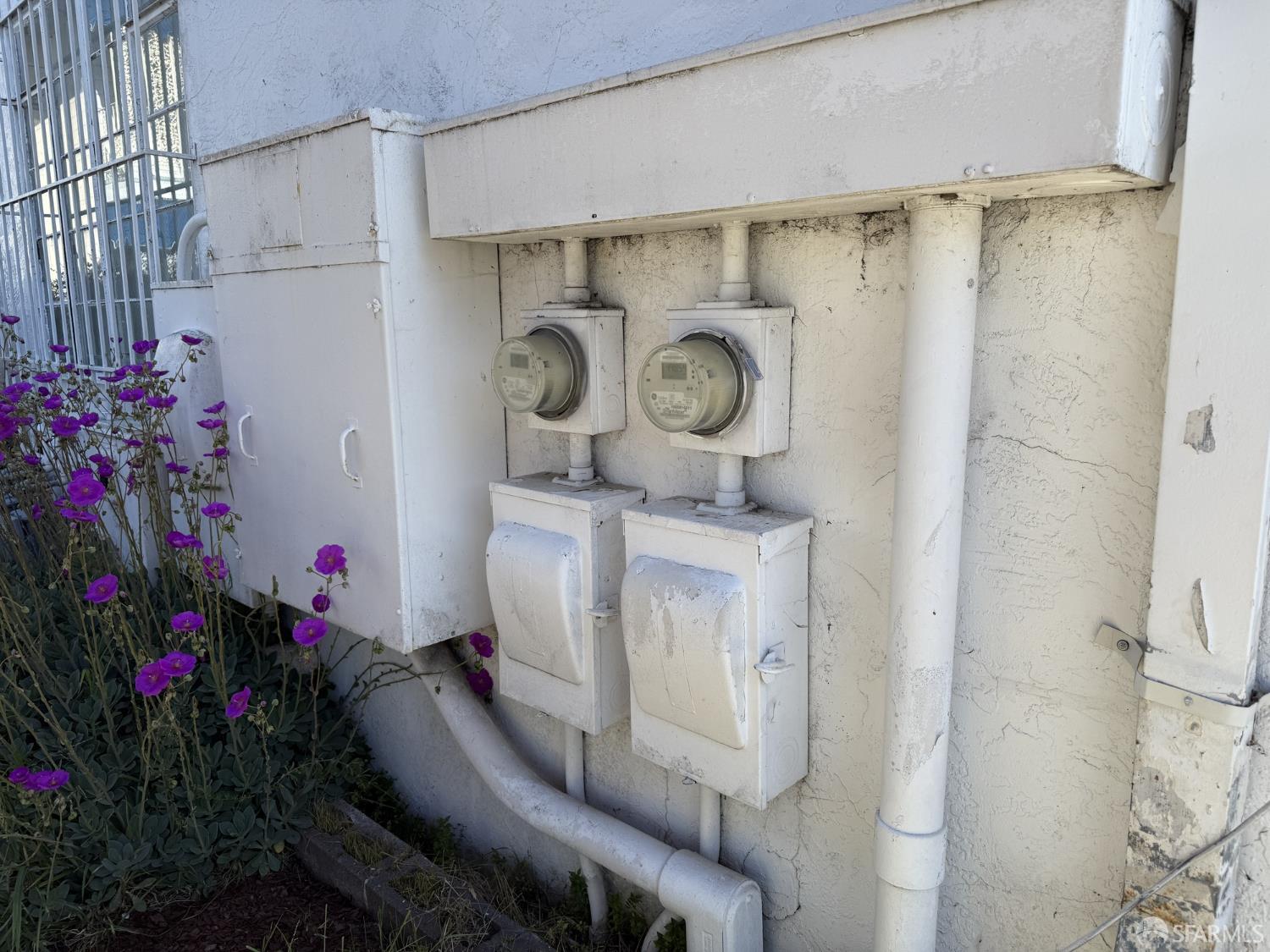 Detail Gallery Image 7 of 17 For 1260 a St, Hayward,  CA 94541 - – Beds | – Baths