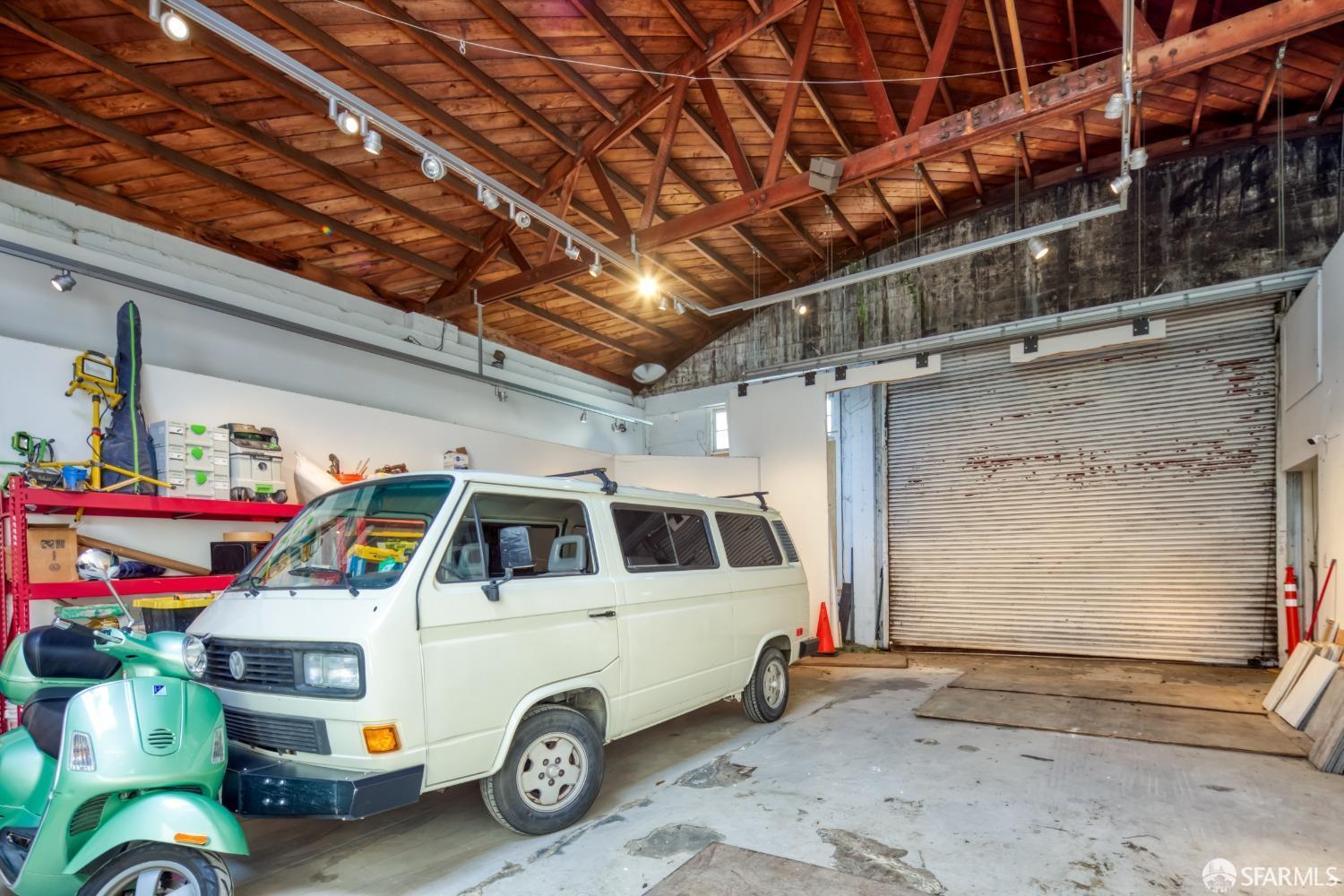 Detail Gallery Image 20 of 29 For 67 Belcher St, San Francisco,  CA 94114 - – Beds | – Baths