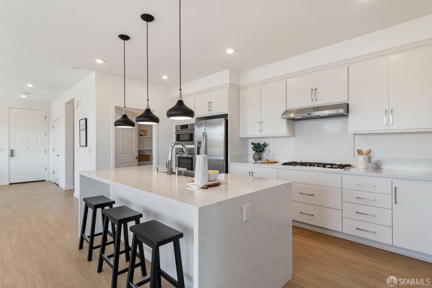 Detail Gallery Image 14 of 57 For 5690 Metrose Ct #302,  Dublin,  CA 94568 - 4 Beds | 2 Baths