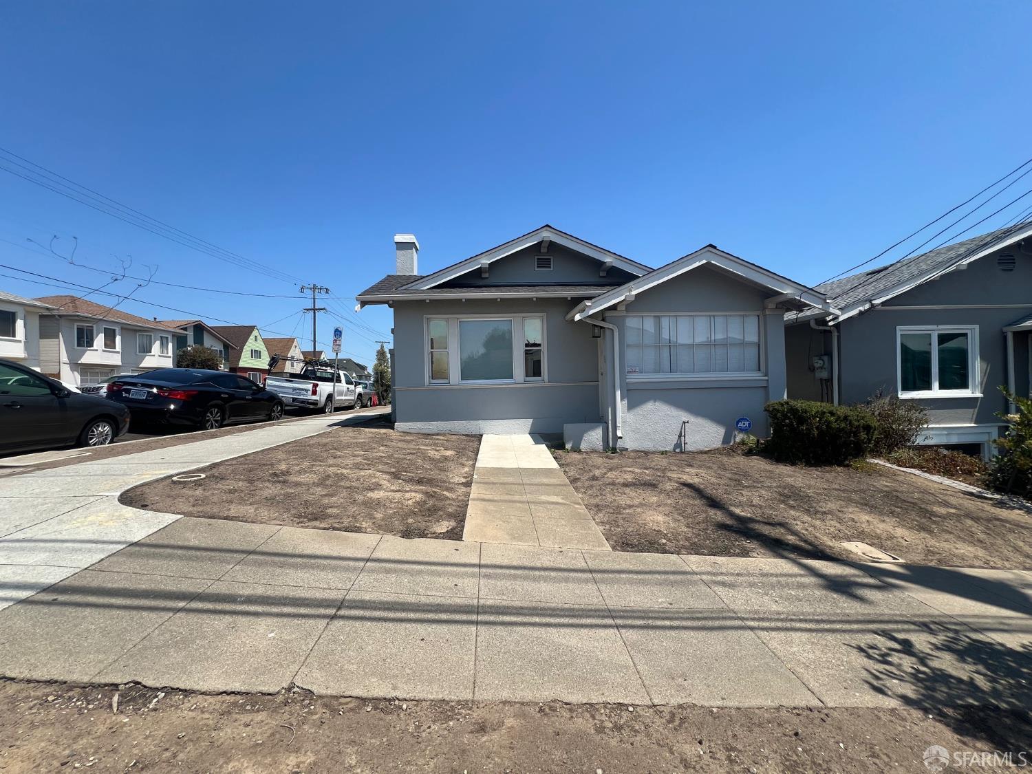 Detail Gallery Image 3 of 34 For 20 Maple Ave, South San Francisco,  CA 94080 - 2 Beds | 1 Baths