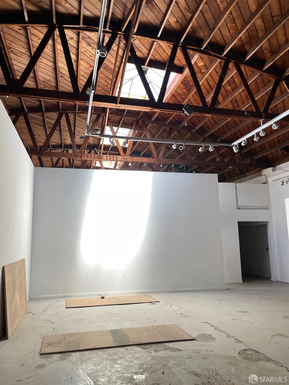Detail Gallery Image 22 of 29 For 67 Belcher St, San Francisco,  CA 94114 - – Beds | – Baths