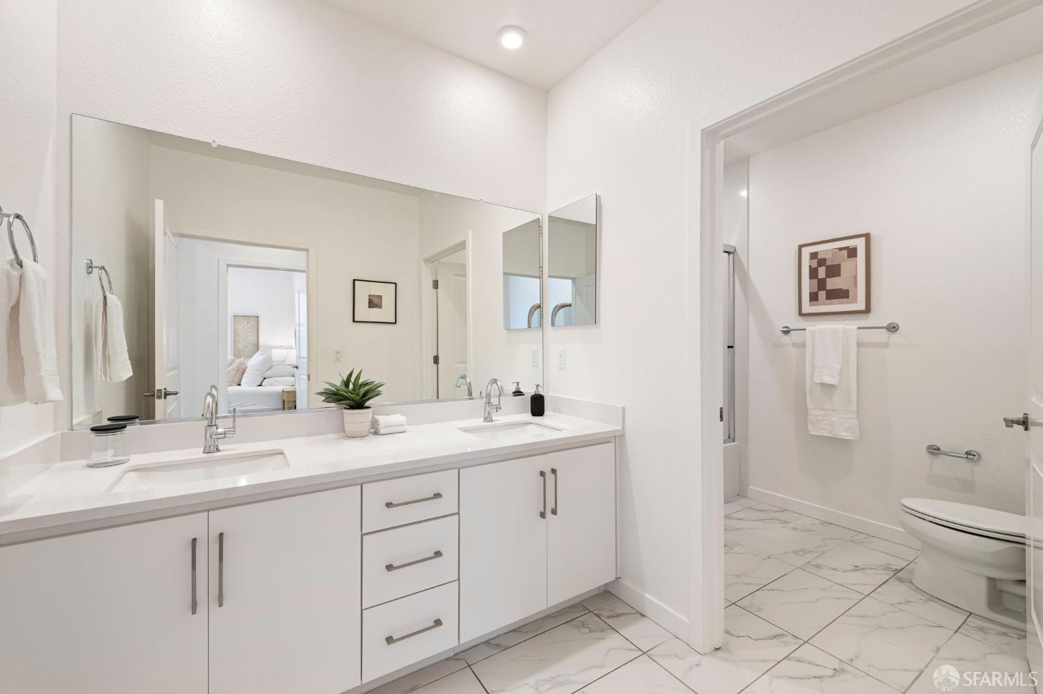 Detail Gallery Image 31 of 57 For 5690 Metrose Ct #302,  Dublin,  CA 94568 - 4 Beds | 2 Baths