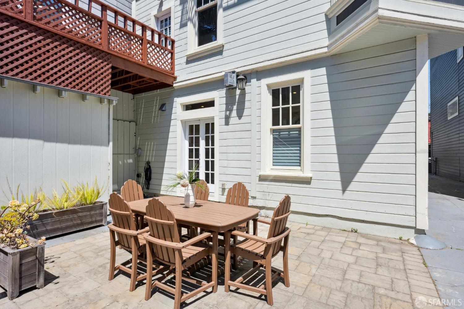 Detail Gallery Image 54 of 55 For 839 Cole St #839,  San Francisco,  CA 94117 - 2 Beds | 2 Baths