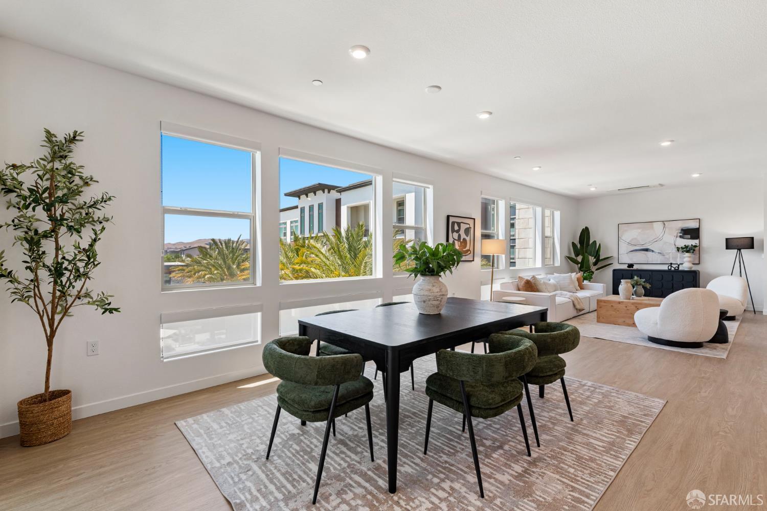 Detail Gallery Image 8 of 57 For 5690 Metrose Ct #302,  Dublin,  CA 94568 - 4 Beds | 2 Baths