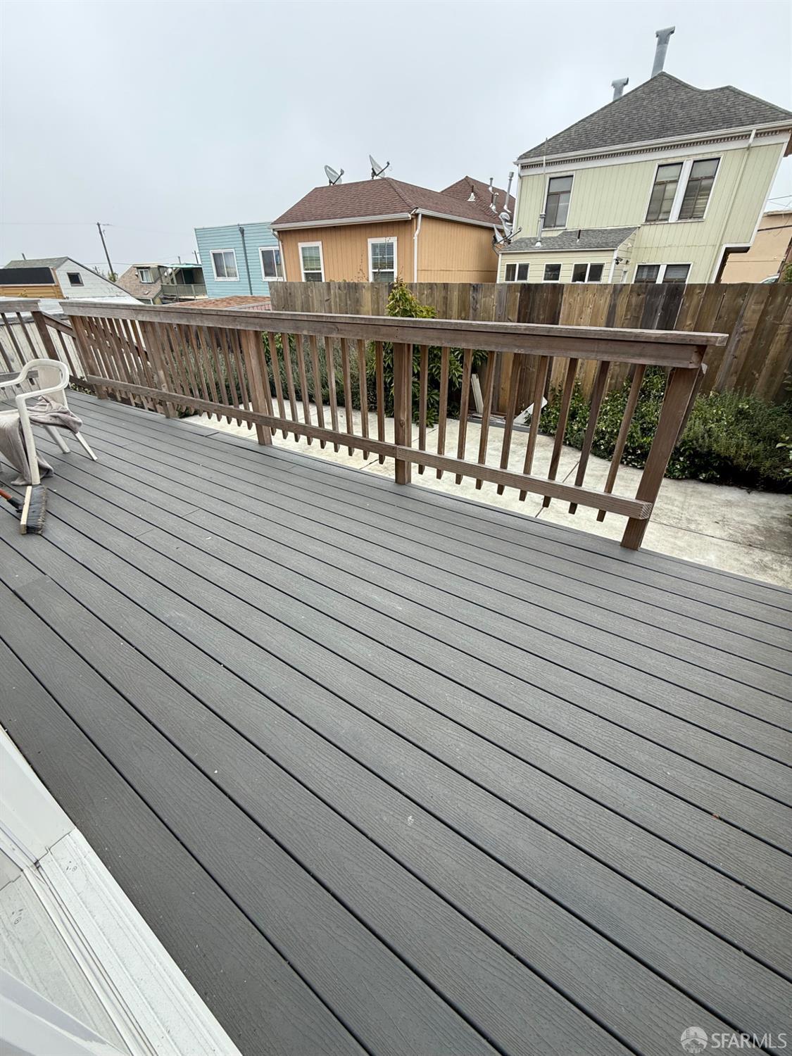 Detail Gallery Image 17 of 19 For 2 Byron Ct, San Francisco,  CA 94112 - 4 Beds | 3/1 Baths