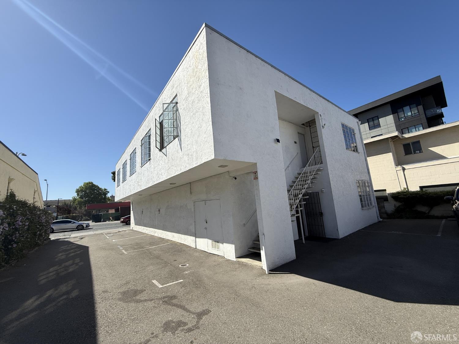 Detail Gallery Image 2 of 17 For 1260 a St, Hayward,  CA 94541 - – Beds | – Baths