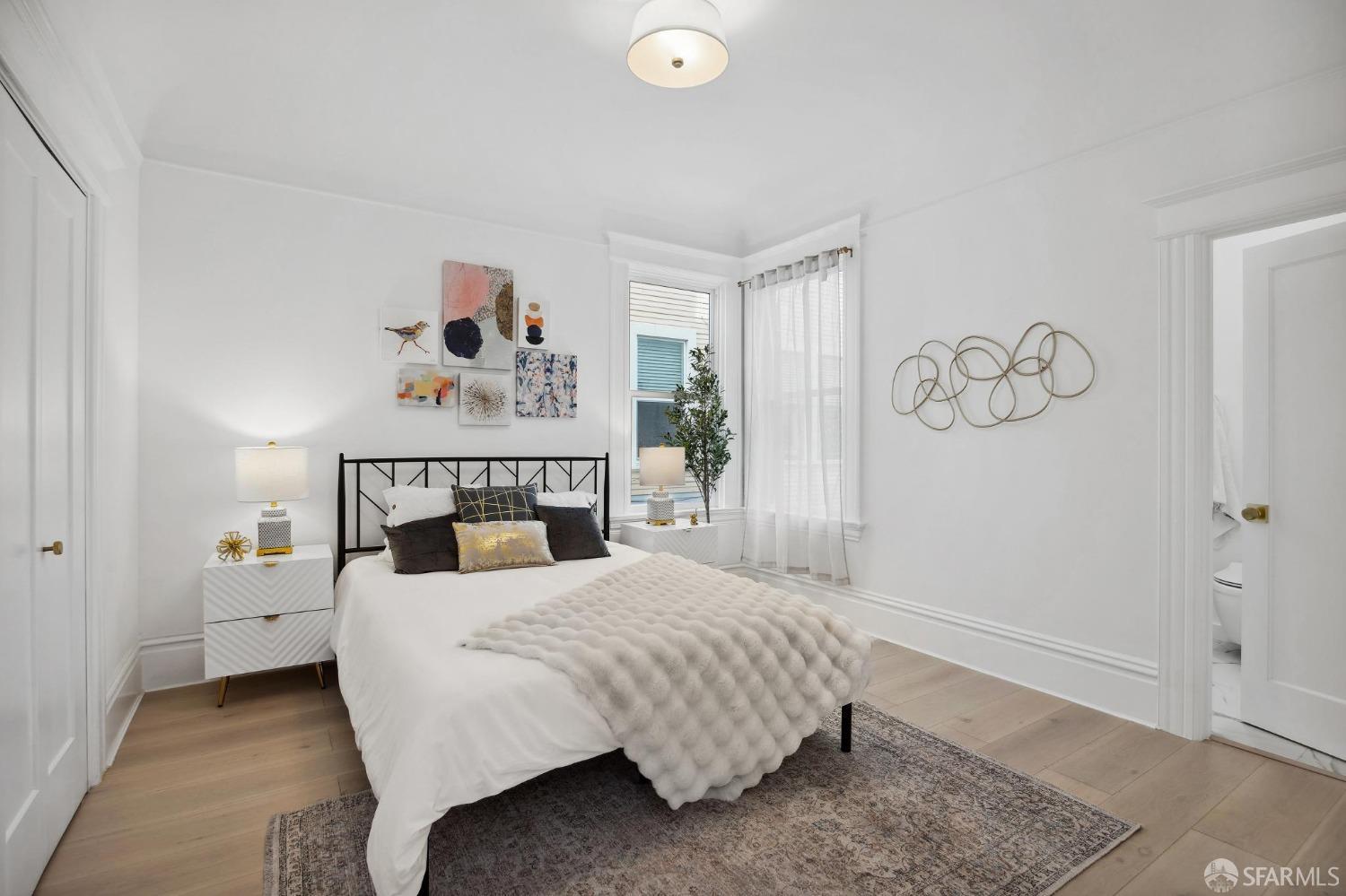 Detail Gallery Image 12 of 28 For 2930 25th St, San Francisco,  CA 94110 - 3 Beds | 2 Baths