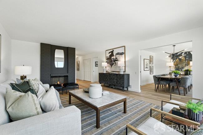 Detail Gallery Image 4 of 48 For 2 Ora Way, San Francisco,  CA 94131 - 3 Beds | 2 Baths