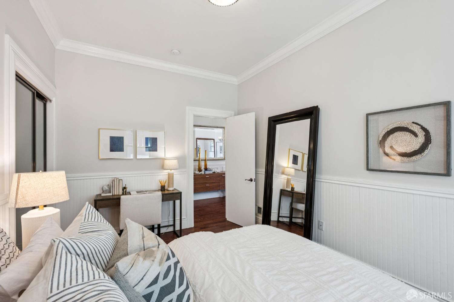 Detail Gallery Image 43 of 55 For 839 Cole St #839,  San Francisco,  CA 94117 - 2 Beds | 2 Baths