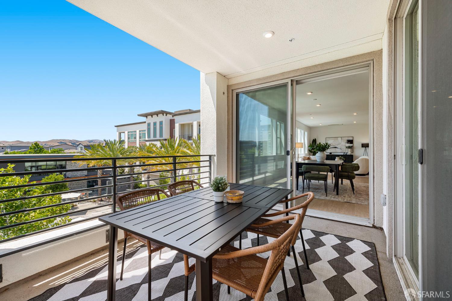Detail Gallery Image 22 of 57 For 5690 Metrose Ct #302,  Dublin,  CA 94568 - 4 Beds | 2 Baths