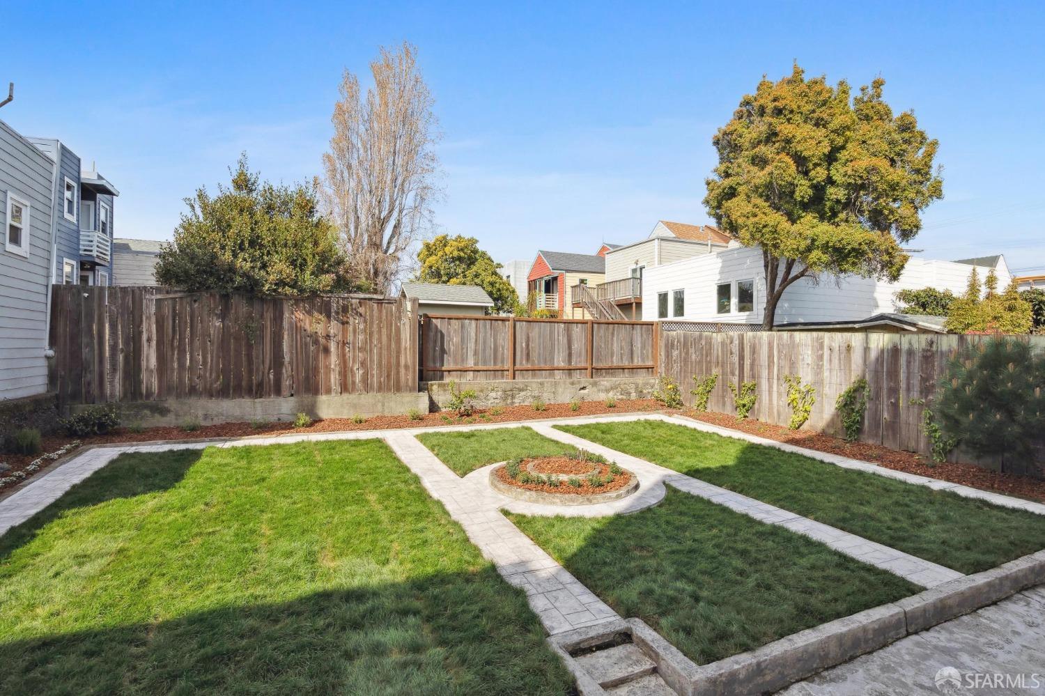 Detail Gallery Image 19 of 28 For 2930 25th St, San Francisco,  CA 94110 - 3 Beds | 2 Baths