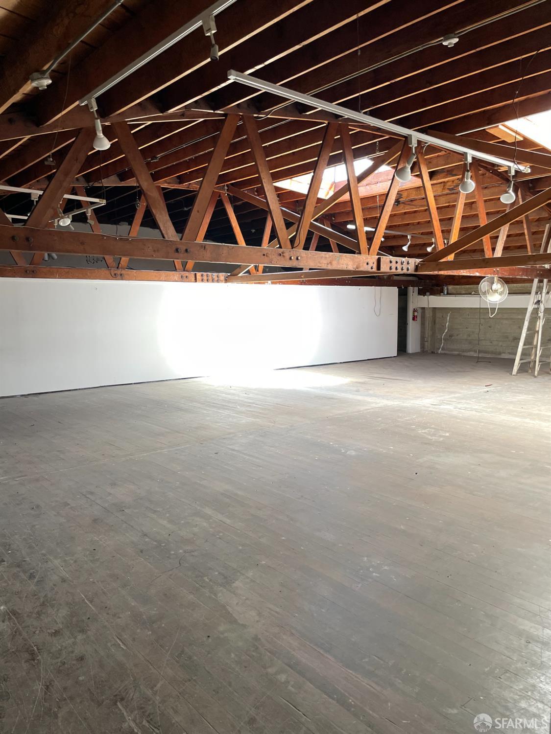 Detail Gallery Image 26 of 29 For 67 Belcher St, San Francisco,  CA 94114 - – Beds | – Baths