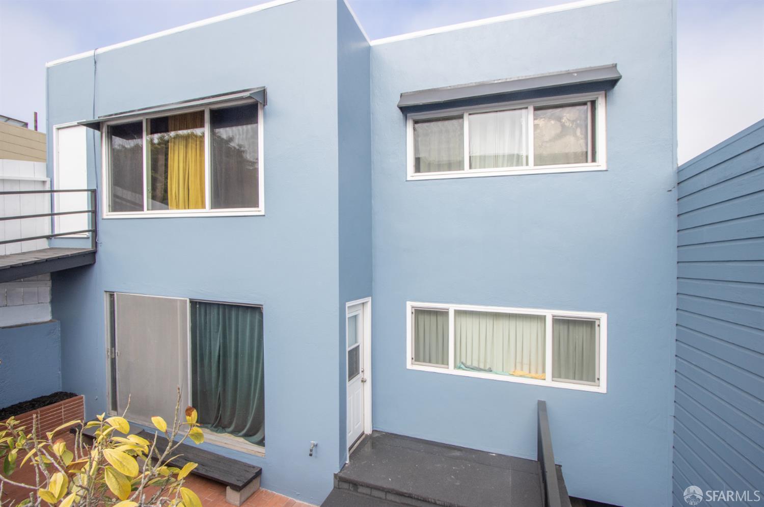 Detail Gallery Image 16 of 48 For 1646 19th Ave, San Francisco,  CA 94122 - – Beds | – Baths