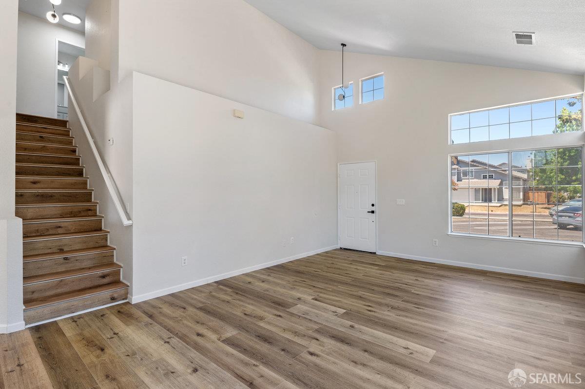 Detail Gallery Image 7 of 25 For 5124 Longdale Ct, Antioch,  CA 94531 - 3 Beds | 2/1 Baths