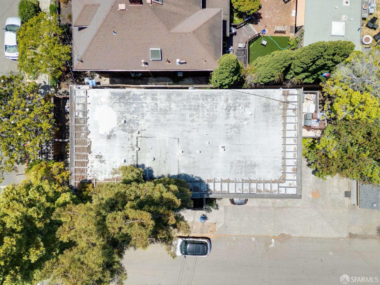 Detail Gallery Image 10 of 29 For 2443 Woolsey St, Berkeley,  CA 94705 - – Beds | – Baths