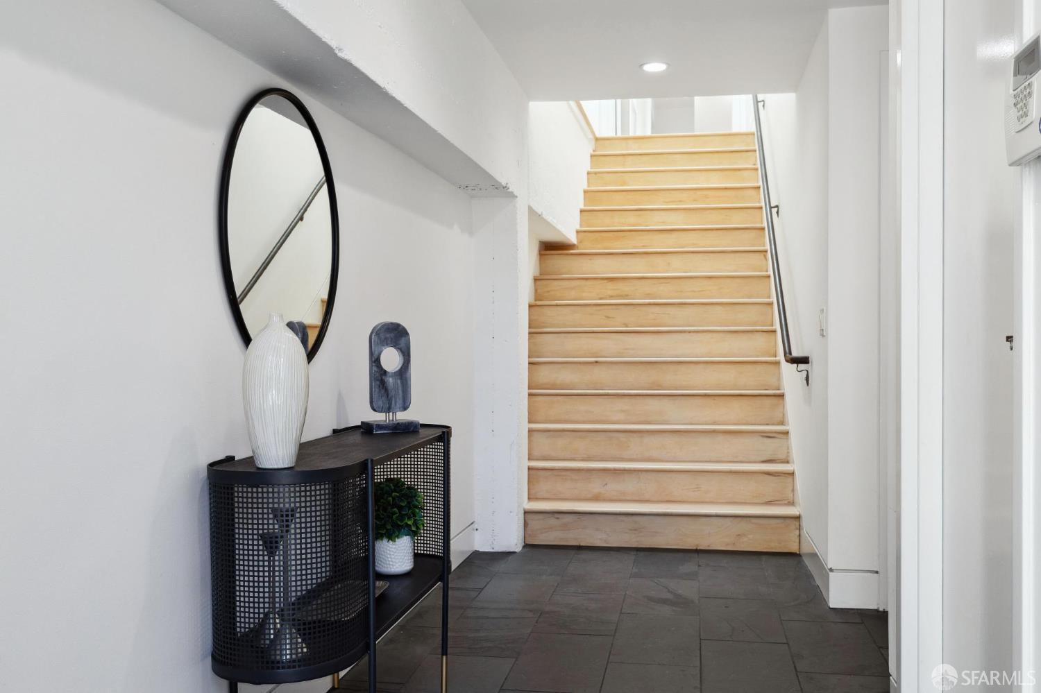 Detail Gallery Image 2 of 42 For 2232 Bush St, San Francisco,  CA 94115 - 3 Beds | 3/1 Baths