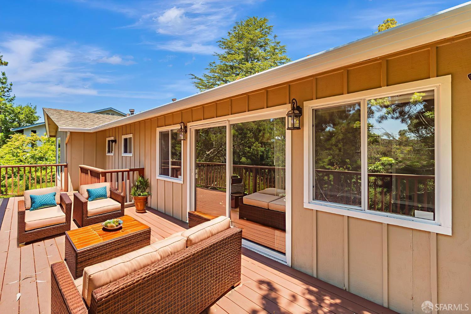 Detail Gallery Image 48 of 84 For 1426 Bel Aire Rd, San Mateo,  CA 94402 - 3 Beds | 3 Baths