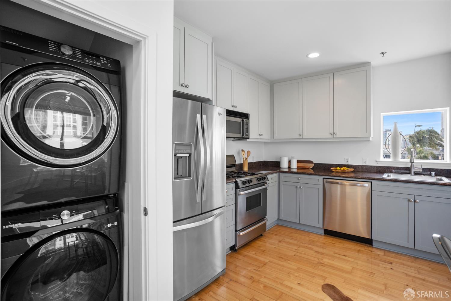 Detail Gallery Image 18 of 31 For 128 Morris St #15,  San Francisco,  CA 94107 - 1 Beds | 1/1 Baths
