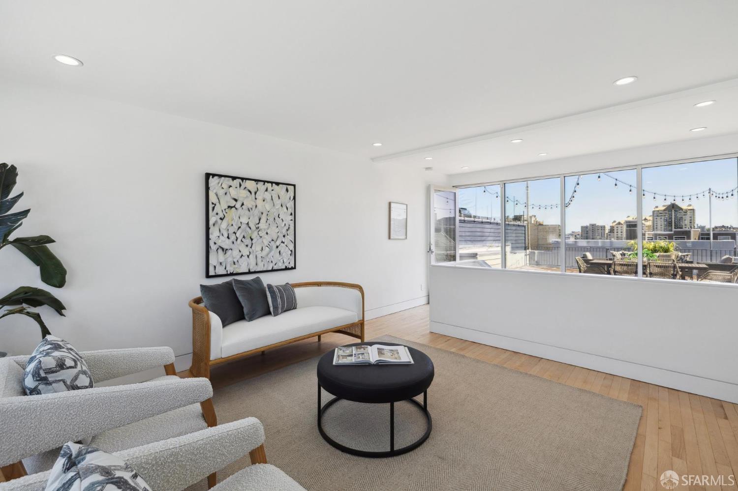 Detail Gallery Image 37 of 42 For 2232 Bush St, San Francisco,  CA 94115 - 3 Beds | 3/1 Baths
