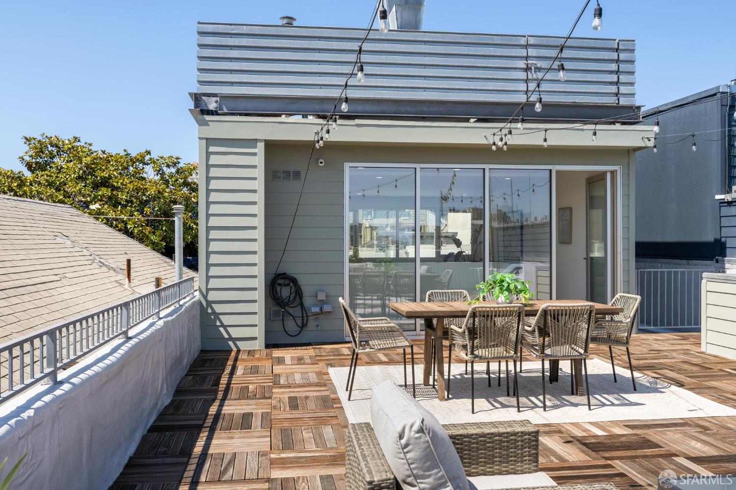 Detail Gallery Image 40 of 42 For 2232 Bush St, San Francisco,  CA 94115 - 3 Beds | 3/1 Baths