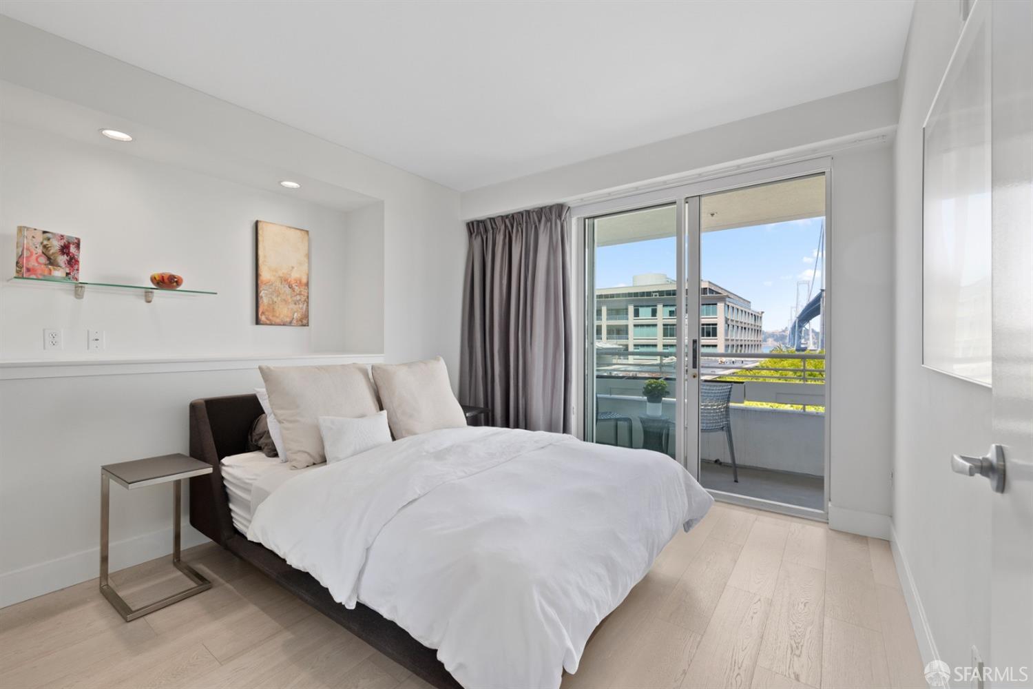 Detail Gallery Image 5 of 37 For 403 Main St 302n,  San Francisco,  CA 94105 - 1 Beds | 1 Baths