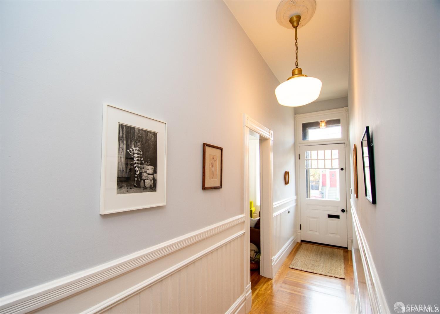 Detail Gallery Image 7 of 16 For 925 Treat Ave, San Francisco,  CA 94110 - 2 Beds | 1 Baths