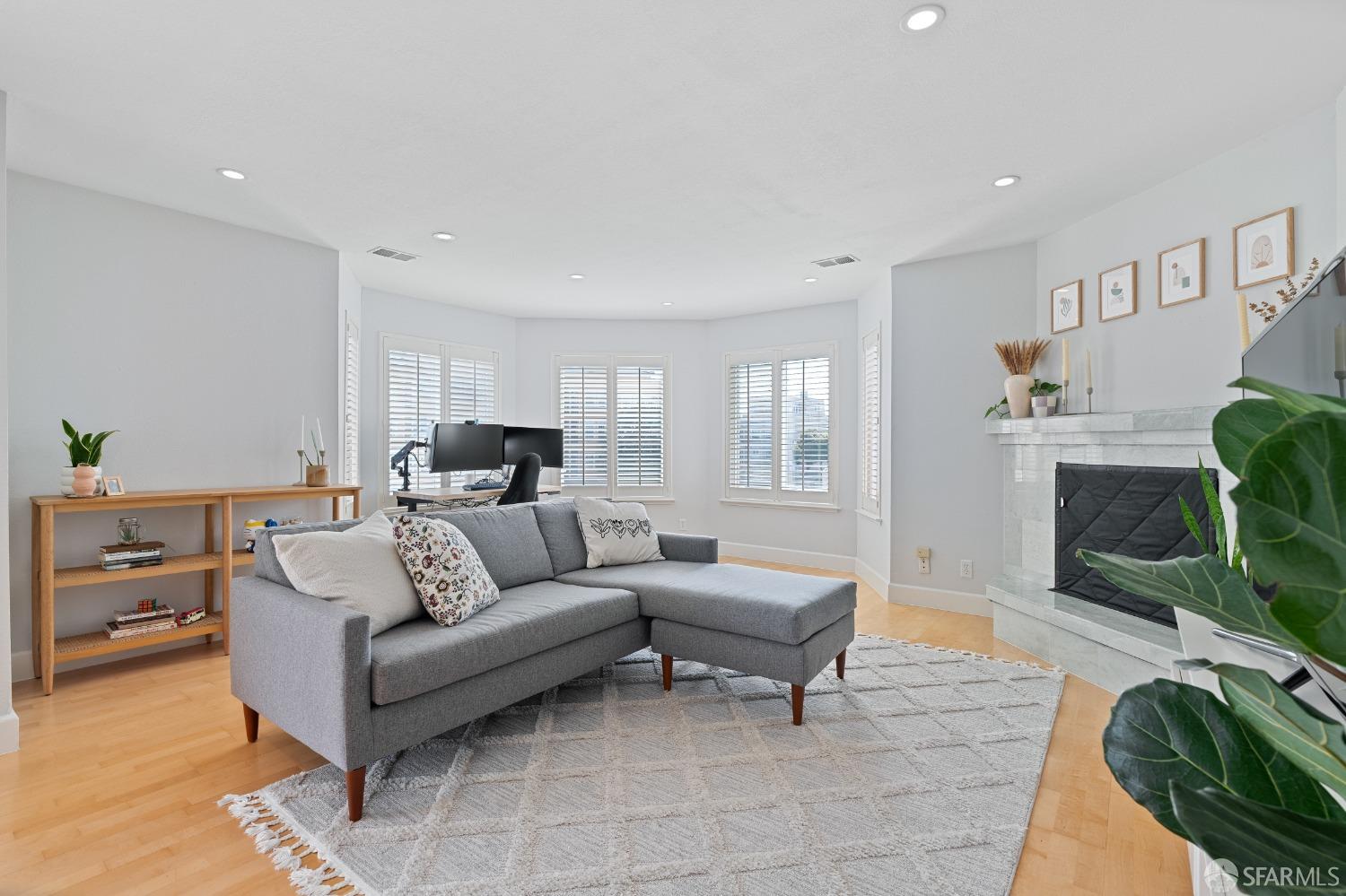 Detail Gallery Image 1 of 35 For 490 33rd Ave #201,  San Francisco,  CA 94121 - 1 Beds | 1 Baths