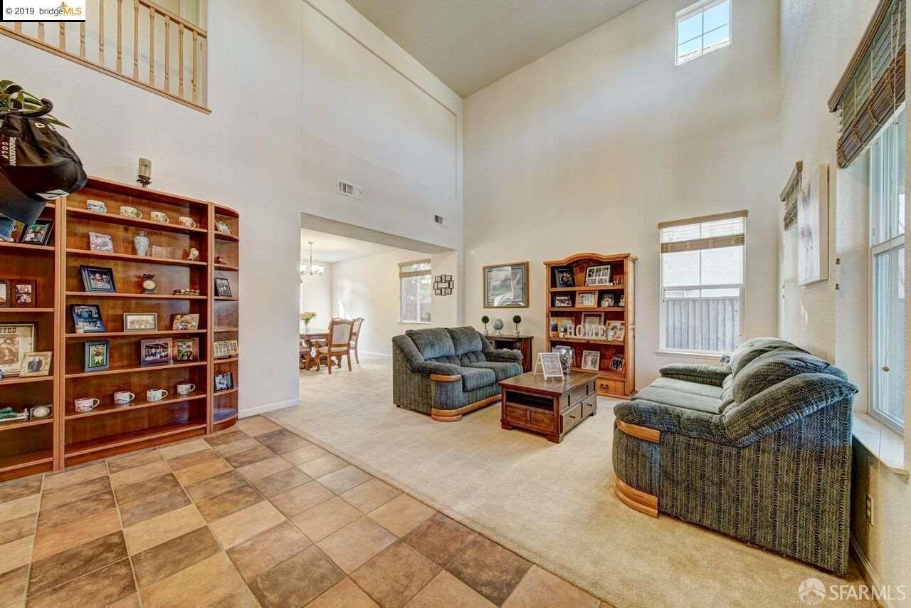 Detail Gallery Image 4 of 22 For 716 Seminole Ct, Discovery Bay,  CA 94505 - 4 Beds | 3 Baths