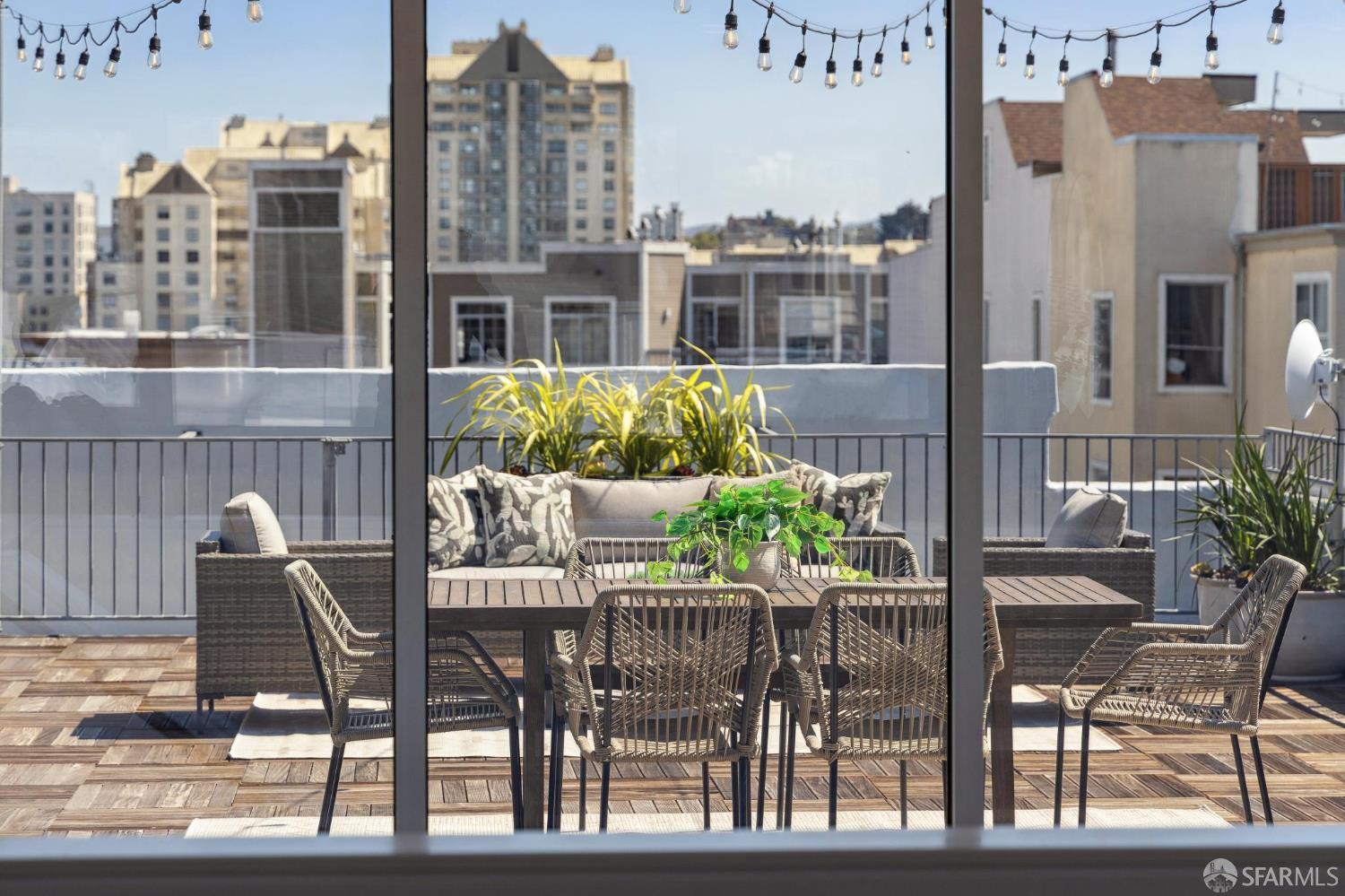 Detail Gallery Image 39 of 42 For 2232 Bush St, San Francisco,  CA 94115 - 3 Beds | 3/1 Baths