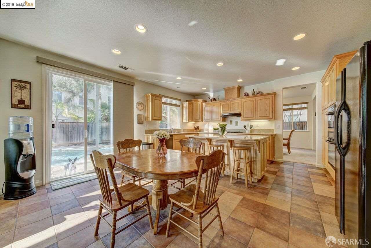 Detail Gallery Image 3 of 22 For 716 Seminole Ct, Discovery Bay,  CA 94505 - 4 Beds | 3 Baths
