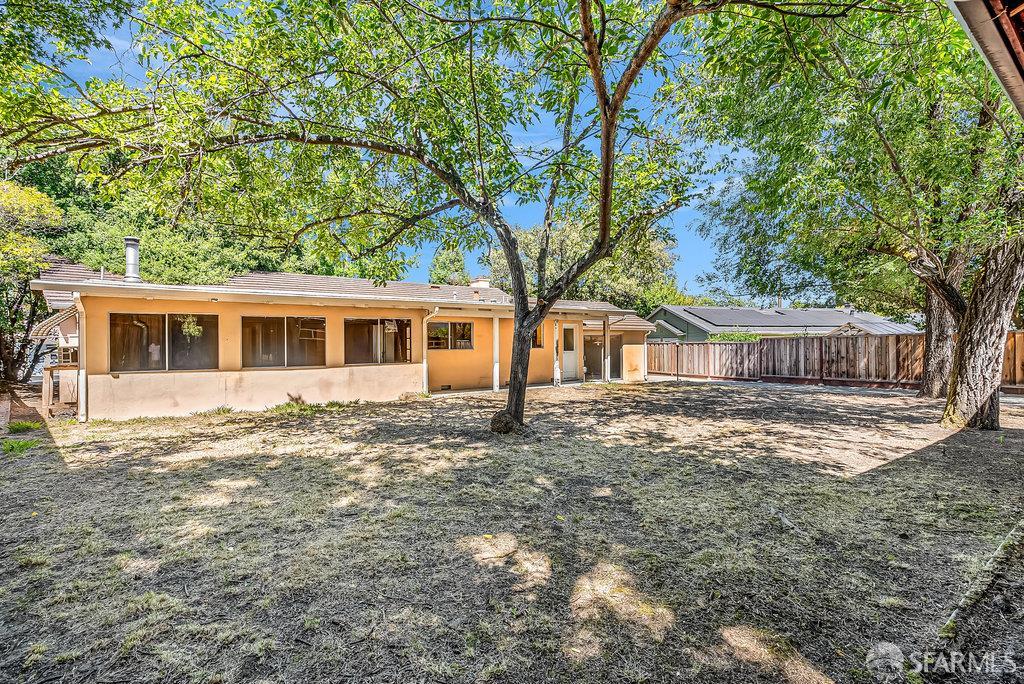 Detail Gallery Image 44 of 51 For 130 Pleasant View Dr, Pleasant Hill,  CA 94523 - 3 Beds | 1/1 Baths