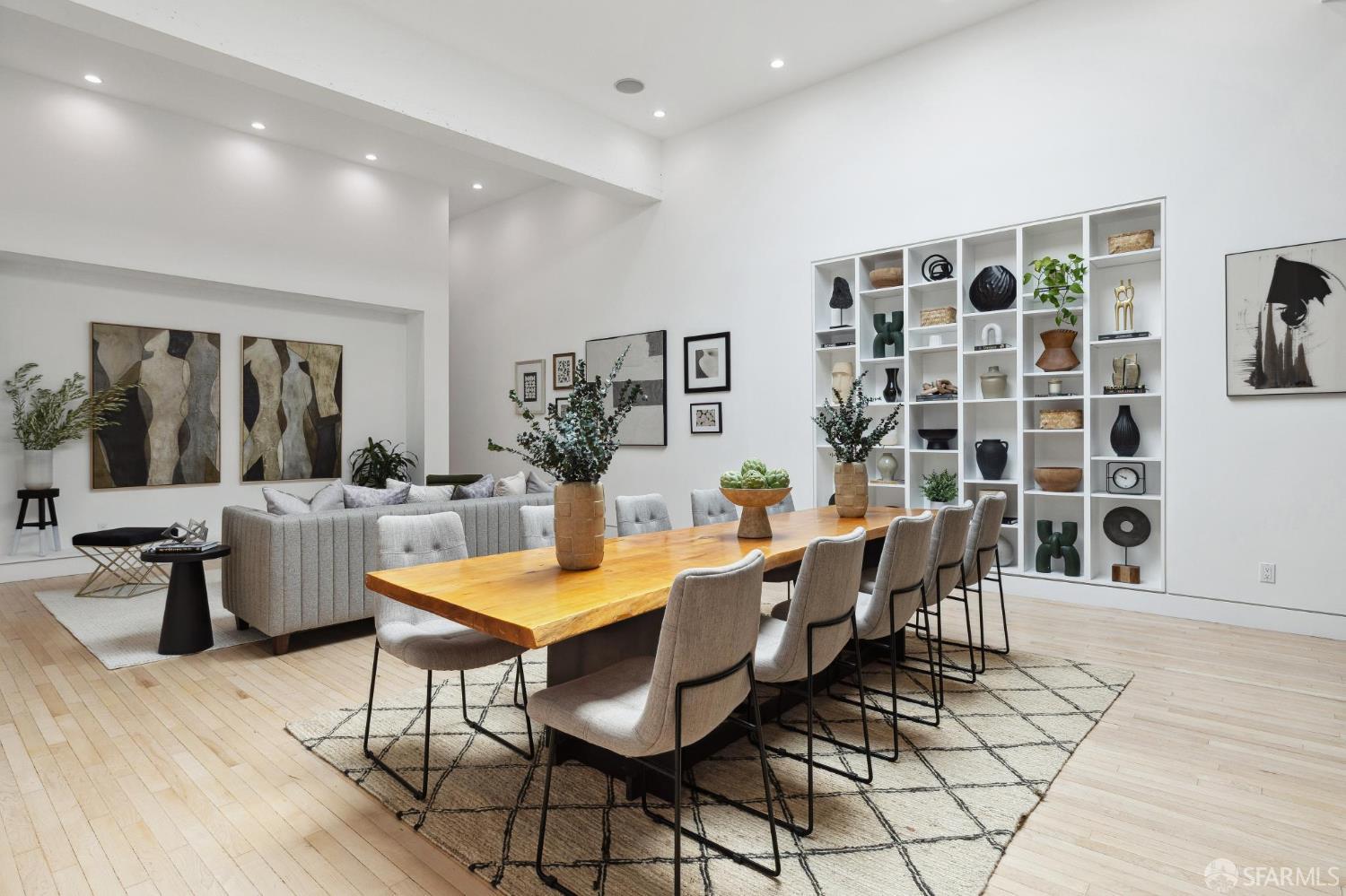 Detail Gallery Image 5 of 42 For 2232 Bush St, San Francisco,  CA 94115 - 3 Beds | 3/1 Baths
