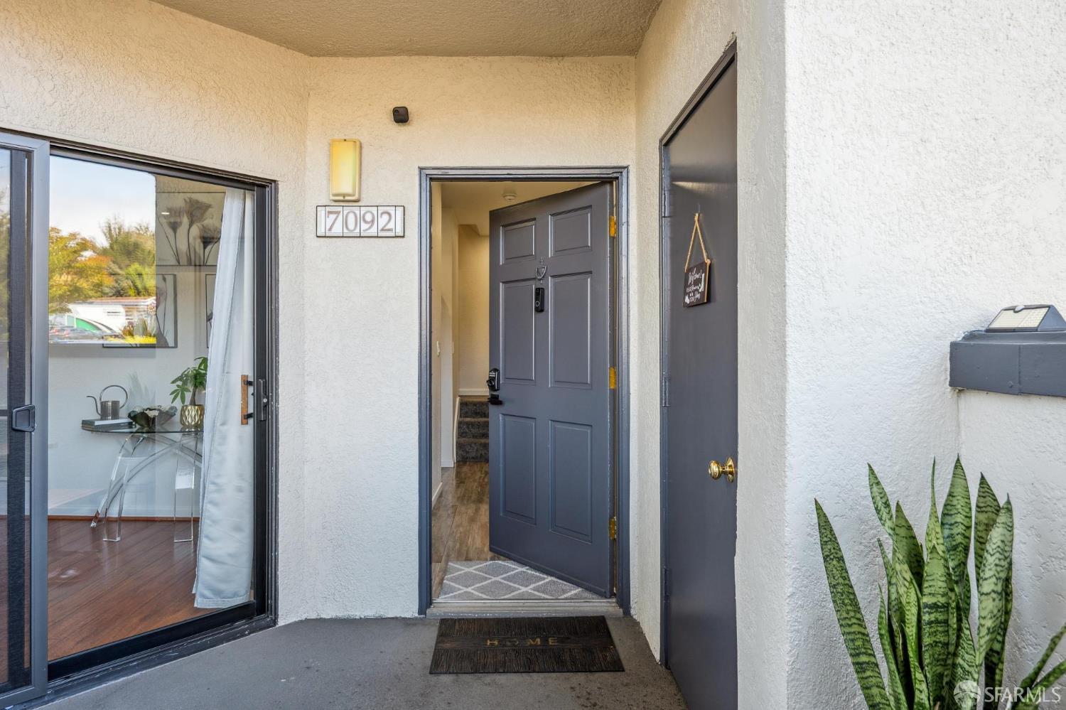 Detail Gallery Image 6 of 56 For 1 Appian Way #709-2,  South San Francisco,  CA 94080 - 3 Beds | 2 Baths