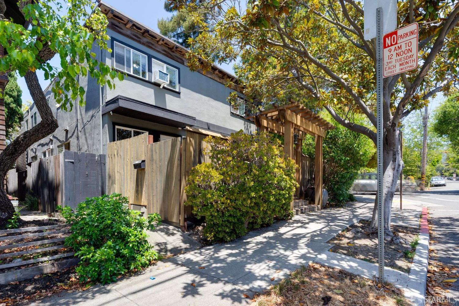 Detail Gallery Image 5 of 29 For 2443 Woolsey St, Berkeley,  CA 94705 - – Beds | – Baths