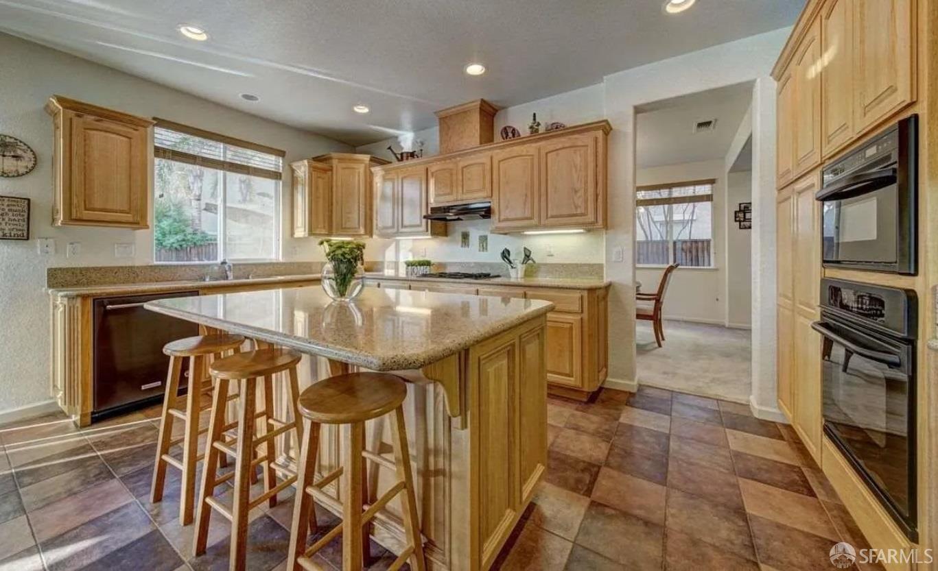 Detail Gallery Image 13 of 22 For 716 Seminole Ct, Discovery Bay,  CA 94505 - 4 Beds | 3 Baths