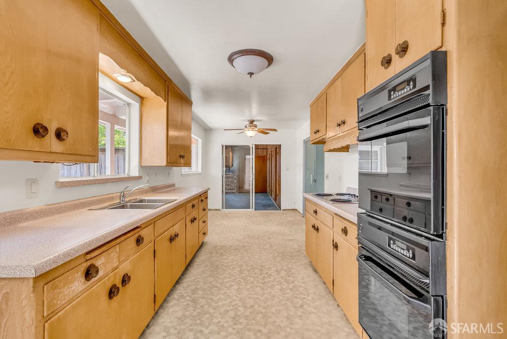 Detail Gallery Image 16 of 51 For 130 Pleasant View Dr, Pleasant Hill,  CA 94523 - 3 Beds | 1/1 Baths
