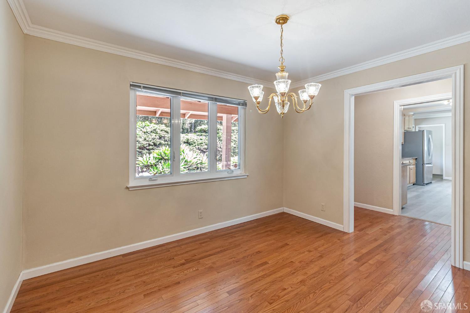 Detail Gallery Image 18 of 84 For 1426 Bel Aire Rd, San Mateo,  CA 94402 - 3 Beds | 3 Baths
