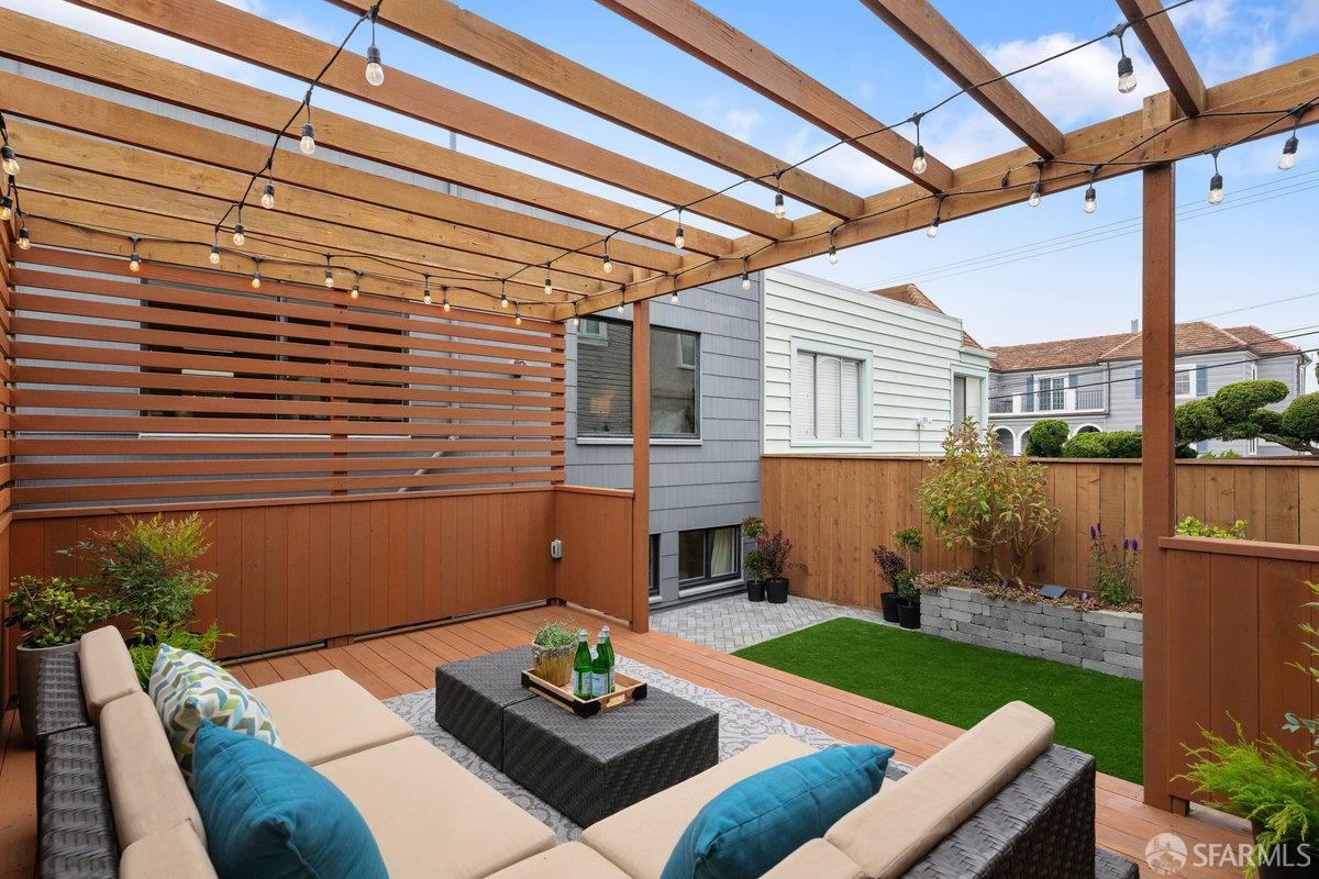 Detail Gallery Image 43 of 76 For 1606 34th Ave, San Francisco,  CA 94122 - 3 Beds | 2 Baths