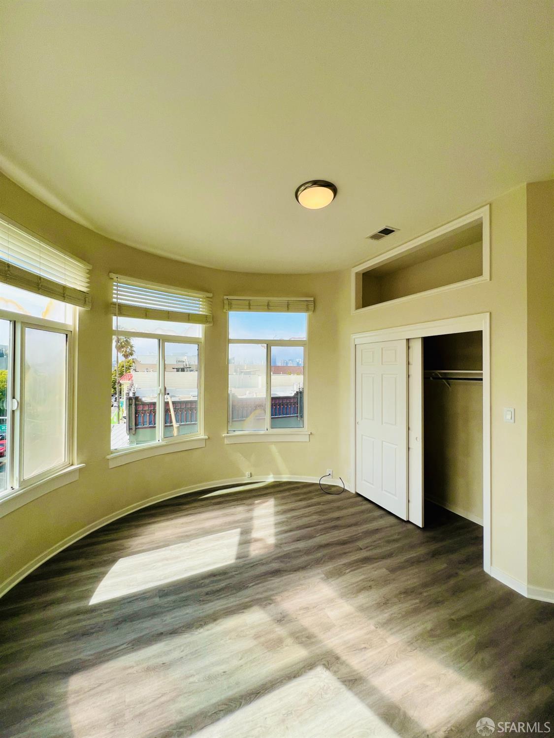 Detail Gallery Image 17 of 18 For 3289 22nd St, San Francisco,  CA 94110 - 3 Beds | 2 Baths