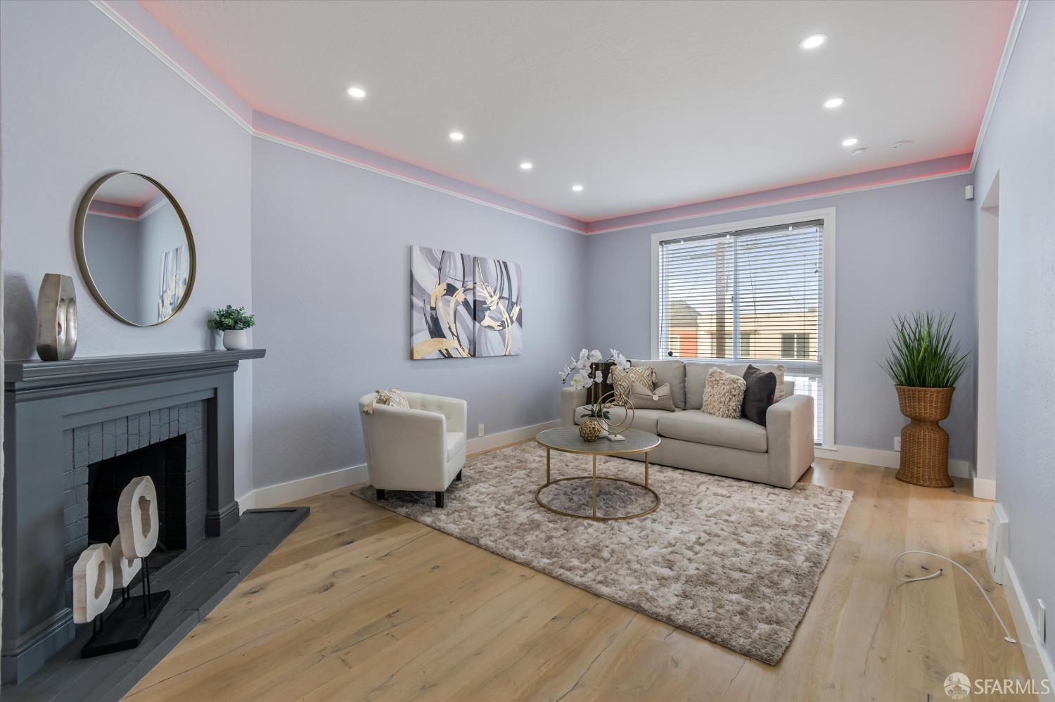 Detail Gallery Image 3 of 12 For 1706 42nd Ave, San Francisco,  CA 94122 - 2 Beds | 1 Baths