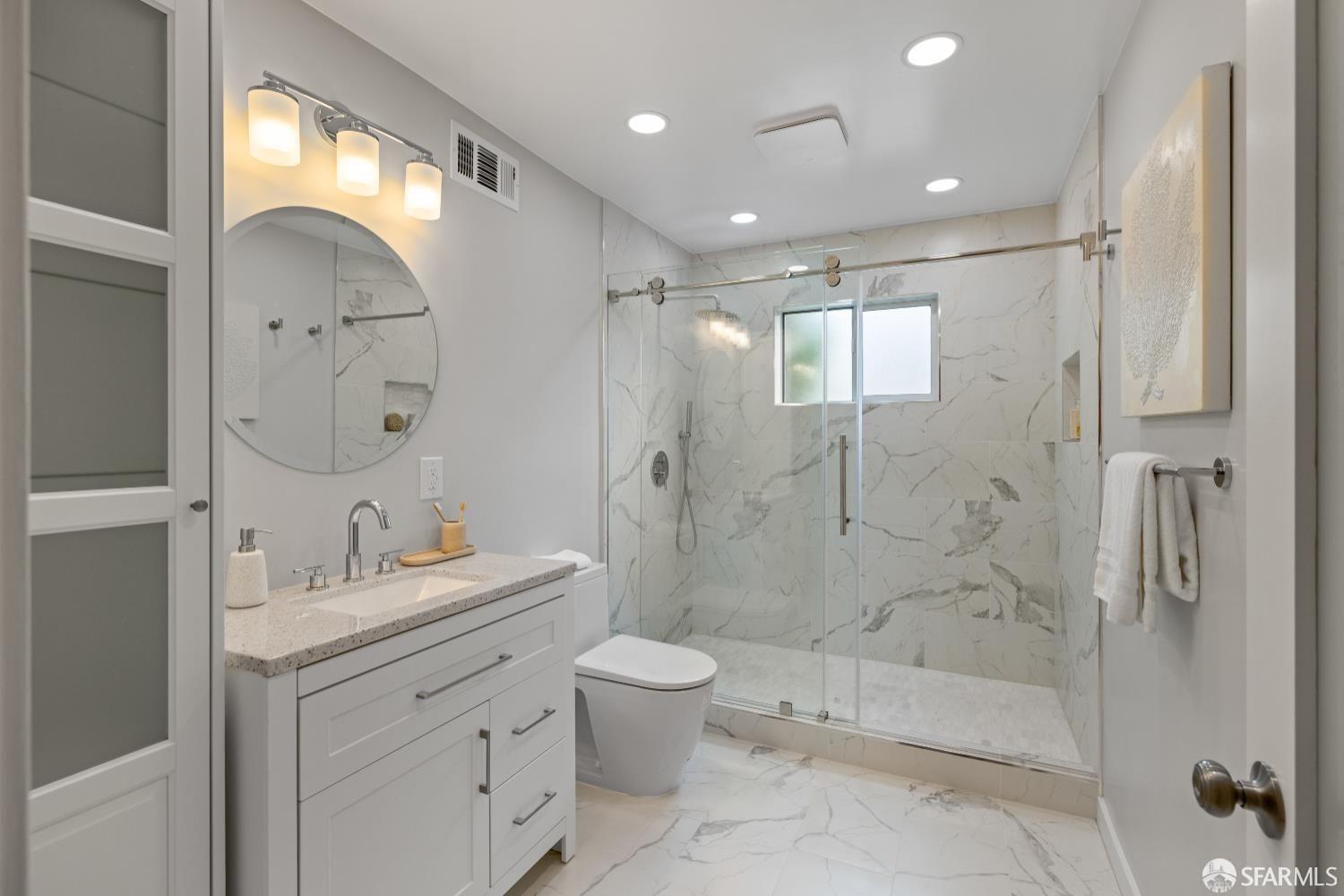 Detail Gallery Image 14 of 22 For 2955 Ocean Ave, San Francisco,  CA 94132 - 4 Beds | 3 Baths