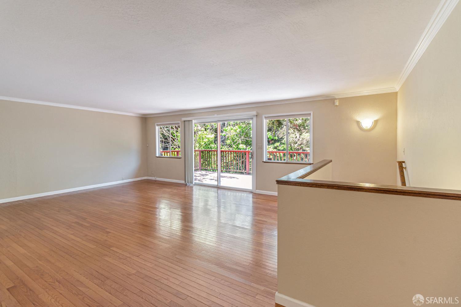 Detail Gallery Image 25 of 84 For 1426 Bel Aire Rd, San Mateo,  CA 94402 - 3 Beds | 3 Baths