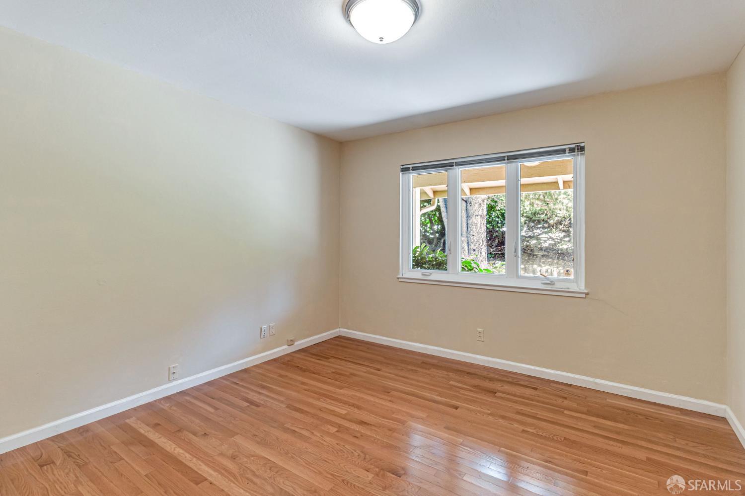 Detail Gallery Image 33 of 84 For 1426 Bel Aire Rd, San Mateo,  CA 94402 - 3 Beds | 3 Baths