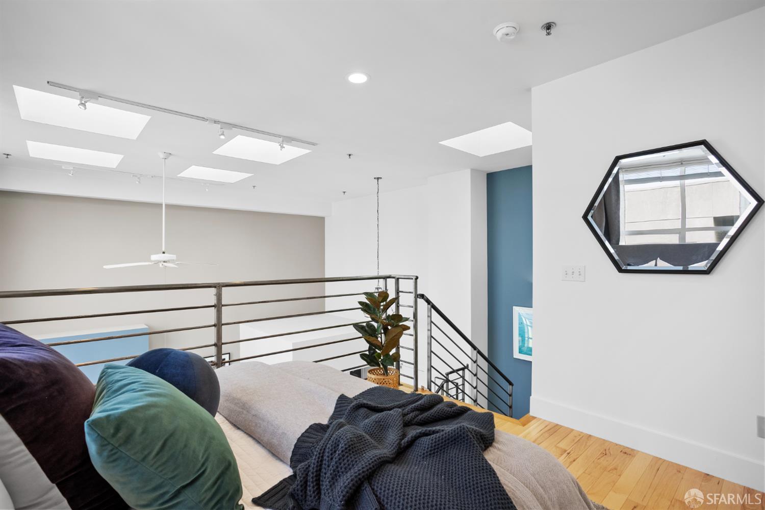 Detail Gallery Image 21 of 31 For 128 Morris St #15,  San Francisco,  CA 94107 - 1 Beds | 1/1 Baths