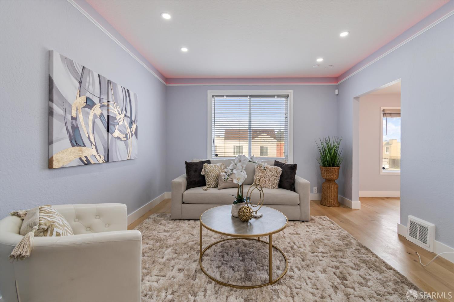 Detail Gallery Image 4 of 12 For 1706 42nd Ave, San Francisco,  CA 94122 - 2 Beds | 1 Baths