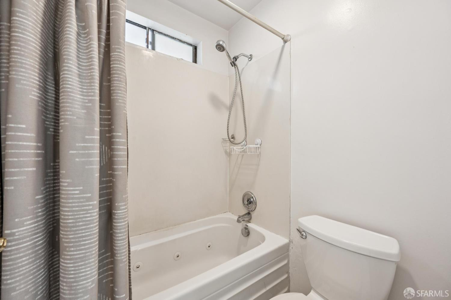 Detail Gallery Image 31 of 56 For 1 Appian Way #709-2,  South San Francisco,  CA 94080 - 3 Beds | 2 Baths