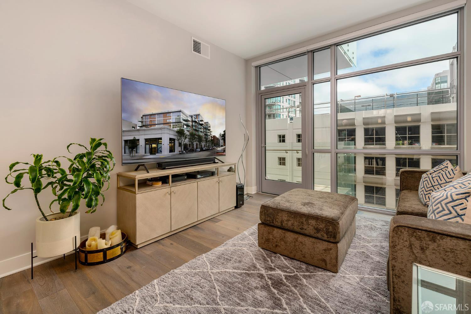 Detail Gallery Image 11 of 21 For 72 Townsend St #401,  San Francisco,  CA 94107 - 1 Beds | 1 Baths